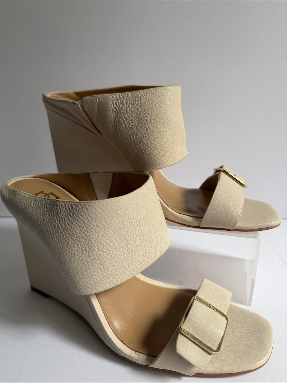 Cream Wedge Sandals with Buckle Accent 8